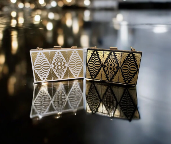 Black Kupesi Clutch