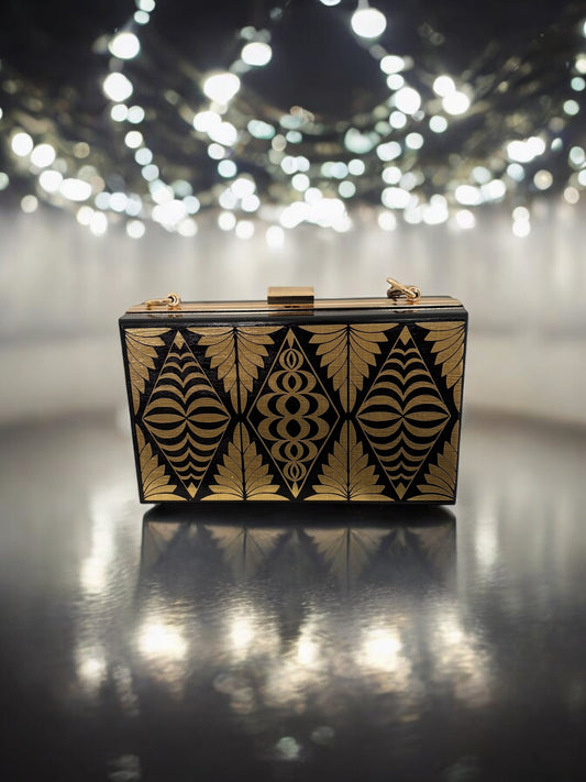 Black Kupesi Clutch